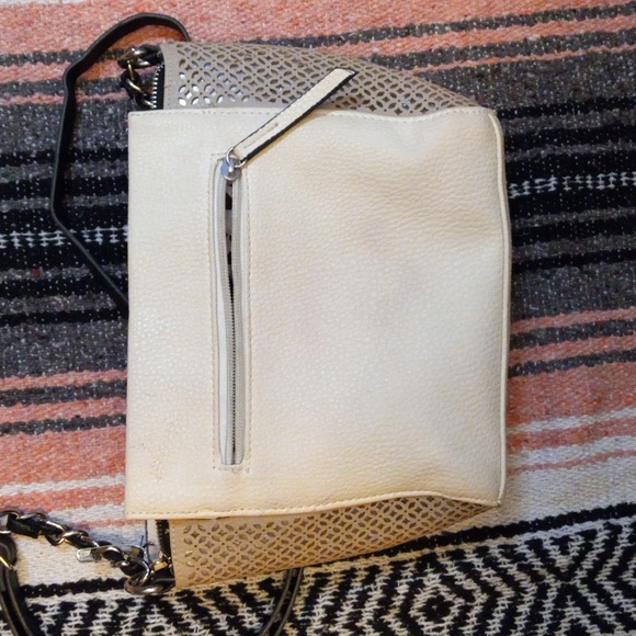 Jessica Simpson small purse - Picture 7 of 7